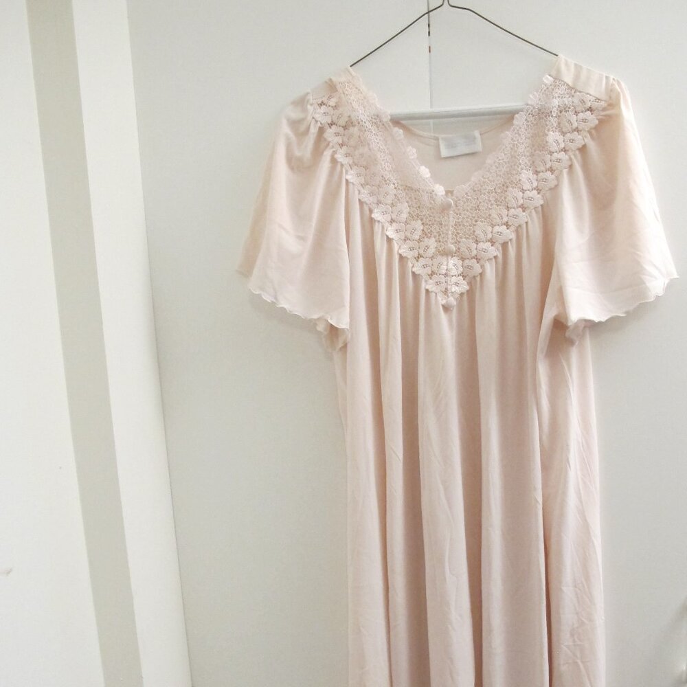 Shadowline light pink long nightgown